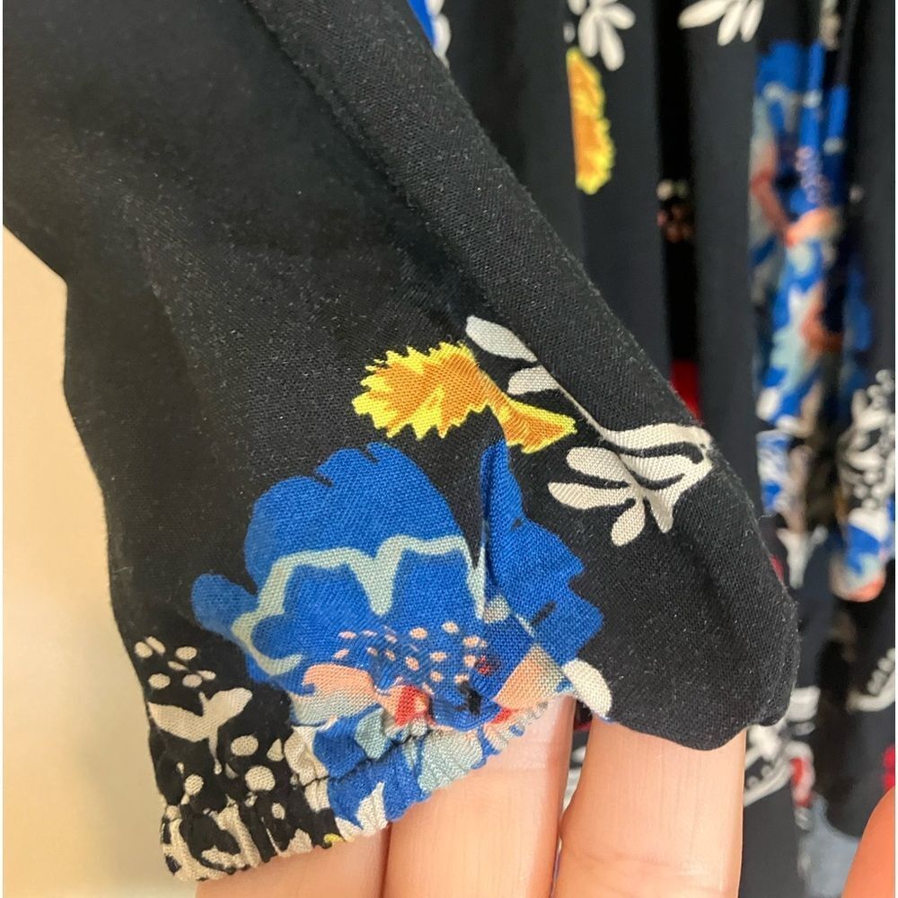 Express mini dress, long sleeve, V-neck, excellent condition, small - Picture 2 of 4